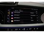 Audi A3 Limousine 30 TFSI S Edition | Trekhaak | Carbon | Sonos | Grootlichtassist | Adapt. Cruise | Sfeerverlichting | 18 inch | S Line