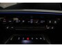 Audi A3 Limousine 30 TFSI S Edition | Trekhaak | Carbon | Sonos | Grootlichtassist | Adapt. Cruise | Sfeerverlichting | 18 inch | S Line