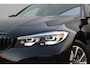 BMW 3-Serie Touring 330e Sport Line / SOH 95% / Hifi / Camera / Sportstoelen /