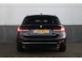 BMW 3-Serie Touring 330e Sport Line / SOH 95% / Hifi / Camera / Sportstoelen /