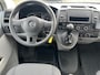 Volkswagen Transporter Kombi 2.0 TDI DSG Automaat L1H1 BTW en BPM vrij Airco Cruise control Trekhaak PDC 1e eigenaar Euro 5 Combi Personenbus Passenger Groepsvervoer Taxi