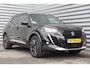 Peugeot e-2008 50KWH 136PK GT PACK AUTOMAAT / NAVI / LEDER / CLIMA / PDC / 18" LMV / CAMERA / ALCANTARA / KEYLESS / FULL-LED / FULL OPTIONS / 1E EIGENAAR / NIEUWSTAAT !!