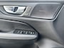 Volvo V60 2.0 T6 Twin Engine AWD Inscription | Panorama dak | Harman Kardon | Adaptieve cruise | Zwenkbare trekhaak |