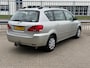Toyota Avensis Verso 2.0i Linea Luna 7p/Clima/Cruise/NAP/Dealerond.