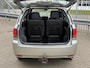 Toyota Avensis Verso 2.0i Linea Luna 7p/Clima/Cruise/NAP/Dealerond.