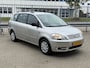 Toyota Avensis Verso 2.0i Linea Luna 7p/Clima/Cruise/NAP/Dealerond.
