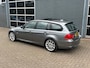 BMW 3-Serie Touring 318d M Sport Edition / Panoramadak / Leder