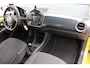 Volkswagen Up! 1.0 R-Line | Incl. 12 maanden Garantie | 1e Eigenaar | Cruise controle | Achteruitrijcamera | Parkeersensoren achter | Climate controle | Lane assist | DAB | 17 Inch LMV | Bluetooth | Stuurwiel multifunctioneel | Origineel NL Auto | NAP |