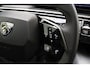 Peugeot 5008 1.2 Hybrid 145 Allure | AUTOMAAT | 7-Zits | Stoelverwarming Voor | Climate Control Voor & Achter | Navigatie | Draadloos Apple Carplay & Android Auto | Keyless Entree |