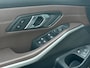 BMW 3-Serie Touring (g21) 320e 204pk PHEV I Elektr kofferbak I Bruin Leder I LED I Parkeerassistent I Camera I Carplay I Navigatie I