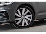 Volkswagen Touran 1.8 TSI R-Line DSG PANO PDC NAV 2016