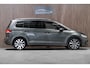 Volkswagen Touran 1.8 TSI R-Line DSG PANO PDC NAV 2016
