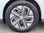 Hyundai Kona Electric EV Fashion 64 kWh / 3 fase Laden / CCS laden / Dealer onderhouden / Krell Audio / Camera / Navigatie / Stuur-, en voorstoelverwarming / Android Auto / Apple Carplay / Headup Display
