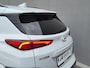 Hyundai Kona Electric EV Fashion 64 kWh / 3 fase Laden / CCS laden / Dealer onderhouden / Krell Audio / Camera / Navigatie / Stuur-, en voorstoelverwarming / Android Auto / Apple Carplay / Headup Display