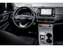 Hyundai Kona Electric EV Premium 64 kWh RIJKLAAR INCL:GARANTIE AUTOMAAT | Two-Tone lak | Leer | Clima | Navigatie  | PDC V/A | Stoel / stuur verwarming |