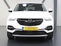Opel Grandland X 1.2 130PK Turbo Business Executive | 1ste eigenaar | AppleCarPlay/AndroidAuto | Trekhaak | Camera | AGR Bestuurdersstoel | Dodehoekdetectie | Navigatie | Isofix | Privacy Glass | Elektrische Klep |