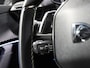 Peugeot 2008 1.2 Hybrid 136PK GT | AppleCarplay/Android Auto | Keyless | Adaptive Cruise Control | Climate Control | Camera | FULL LED | Two-Tone | Sfeerverlichting | Isofix | Privacy Glass |