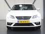 SEAT Leon ST 116pk Style Intense | 1ste eigenaar | AppleCarPlay/AndroidAuto | Parkeersensoren VOOR+Achter | Armsteun | Keyless | Navigatie | Cruise Crontol | Climate | Privacy Glass | Isofix |