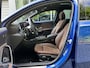 Mercedes-Benz A-klasse Limousine 180 Star Edition AMG | Bruin Interieur | Night Pakket | Panoramadak | MULTIBEAM LED Koplampen | Apple CarPlay | Android Auto | Sierdelen Lindehout Zwart | Sfeerverlichting | Stoelverwarming | Achteruitrijcamera