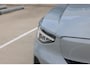 Volvo EX40 Single Motor Extended Range Core 82 kWh | Verwarmbare voorstoelen | Verwarmbaar stuurwiel | Premium audio by Harman Kardon | 19 inch Lichtmetalen velgen | Alarmklasse 3