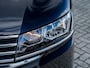 Volkswagen Transporter 2.0 TDI L2H1 30 DC Caravelle Highline | Trekhaak | 6 Zits | Navigatie | Camera | 19'' Lichtmetalen Velgen | Cruise Control | Stoelverwarming | Climate Control | Metallic Lak | All Season Banden | PDC | Dealer Onderhouden |