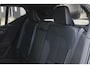 Volvo EX40 Single Motor Extended Range Plus Black Ed. 82 kWh | Verwarmbare voorstoelen | Verwarmbaar stuurwiel | Premium audio by Harman Kardon | 20 inch Lichtmetalen velgen | Alarmklasse 3