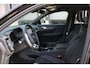 Volvo EX40 Single Motor Extended Range Plus Black Ed. 82 kWh | Verwarmbare voorstoelen | Verwarmbaar stuurwiel | Premium audio by Harman Kardon | 20 inch Lichtmetalen velgen | Alarmklasse 3