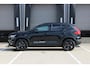 Volvo EX40 Single Motor Extended Range Plus Black Ed. 82 kWh | Verwarmbare voorstoelen | Verwarmbaar stuurwiel | Premium audio by Harman Kardon | 20 inch Lichtmetalen velgen | Alarmklasse 3