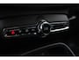 Volvo EX40 Single Motor Extended Range Plus Black Ed. 82 kWh | Verwarmbare voorstoelen | Verwarmbaar stuurwiel | Premium audio by Harman Kardon | 20 inch Lichtmetalen velgen | Alarmklasse 3