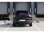 Volvo EX40 Single Motor Extended Range Plus Black Ed. 82 kWh | Verwarmbare voorstoelen | Verwarmbaar stuurwiel | Premium audio by Harman Kardon | 20 inch Lichtmetalen velgen | Alarmklasse 3