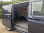 Volkswagen Transporter 2.0TDI 150PK AUTOMAAT HIGHLINE CARPLAY AIRCO TREKHAAK ZEER NETTE BUS! NAP ORIGINEEL NEDERLANDS