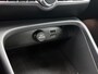 Volvo XC40 1.5 T5 Inscription Expression | Navigatie | Parkeersensoren Voor