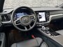 Volvo V60 2.0 T6 Plug-in hybrid AWD Plus Dark | Trekhaak | 360 camera | Harman Kardon audio | Verwarmbare voorruit |