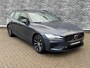 Volvo V60 2.0 T6 Plug-in hybrid AWD Plus Dark | Trekhaak | 360 camera | Harman Kardon audio | Verwarmbare voorruit |