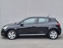 Renault Clio 1.6 E-Tech Hybrid 140 Business Zen Automaat / Airco / Navigatie / DAB / Apple Carplay / Android Auto / Parkeersensor achter /