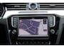 Volkswagen Passat Variant 1.8 TSI Highline Business R Automaat | 180pk | R-Line | Panoramadak | Active Info Display | Trekhaak | Stoelverwarming | LED | 18 Inch | Keyless
