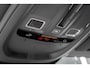 Volvo V60 T8 Automaat Plug-in hybrid AWD Ultra Dark | Massagestoelen | Panoramadak | Elektrische trekhaak | Geventileerde stoelen | Bowers & Wilkins Hifi | 360 Camera