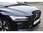 Volvo V60 2.0 T8 Plug-in hybrid AWD Ultra Dark | Massagestoelen | Elektrische trekhaak | Geventileerde stoelen | Bowers & Wilkins Hifi | 360 Camera