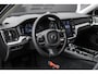 Volvo V60 2.0 T8 Plug-in hybrid AWD Ultra Dark | Massagestoelen | Elektrische trekhaak | Geventileerde stoelen | Bowers & Wilkins Hifi | 360 Camera