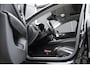 Volvo V60 2.0 T8 Plug-in hybrid AWD Ultra Dark | Massagestoelen | Elektrische trekhaak | Geventileerde stoelen | Bowers & Wilkins Hifi | 360 Camera