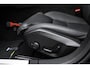 Volvo V60 2.0 T8 Plug-in hybrid AWD Ultra Dark | Massagestoelen | Elektrische trekhaak | Geventileerde stoelen | Bowers & Wilkins Hifi | 360 Camera