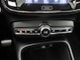 Volvo XC40 1.5 T4 Recharge R-Design | PANO | CAMERA | KEYLESS | STOEL- EN STUURVERW. | TREKHAAK