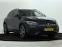 Mercedes-Benz GLA 200 Business Solution AMG | Achteruitrijcamera | Nightpakket | Sfeerverlichting | Apple Carplay | Inclusief 24 maanden MB Certified garantie voor Europa.