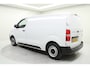 Opel Vivaro-e Electric L2 75 kWh | 3 Zits | Airco / Navi Full Map / PDC Achter + Camera / Carplay & Bluetooth / Cruise / Electr. Spiegels (Inklapbaar)