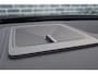 Polestar 4 Long Range Single motor Prime 100 kWh Adaptive cruise control + Pilot assist | Lane change assist | 360 camera | Harman Kardon Premium Sound | Head-up display | Pixel Led koplampen + adaptief grootlicht | Elektrisch bedienbare achterklep met voetsensor | 12-voudig verstelbare stoelen | Elektrisch verstelbare rugleuning achter |  | Stoel + stuurwielverwarming | verwarmde achterbank | 22kw AC Laden