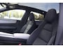 Polestar 4 Long Range Single motor Prime 100 kWh Adaptive cruise control + Pilot assist | Lane change assist | 360 camera | Harman Kardon Premium Sound | Head-up display | Pixel Led koplampen + adaptief grootlicht | Elektrisch bedienbare achterklep met voetsensor | 12-voudig verstelbare stoelen | Elektrisch verstelbare rugleuning achter |  | Stoel + stuurwielverwarming | verwarmde achterbank | 22kw AC Laden