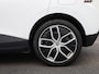 MG 4 MG4 64 kWh Luxury | Apple Carplay / Android Auto | Camera | Climate Control | Navigatie | Stoelverwarming | Stuurverwarming |
