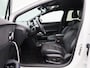 MG 4 MG4 64 kWh Luxury | Apple Carplay / Android Auto | Camera | Climate Control | Navigatie | Stoelverwarming | Stuurverwarming |