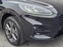 Ford Kuga 2.5 PHEV ST-Line X Automaat 1.500 kg trekgewicht / Dealer onderhouden / Navigatie / Camera / Verwarmde voorruit en voorstoelen / Android Auto / Apple Carplay / B&O Audio /