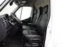 Renault Master 2.3DCi 136PK L3H2 Maxi | Leder | Navigatie | Camera | Airco | 3-Persoons | Betimmering